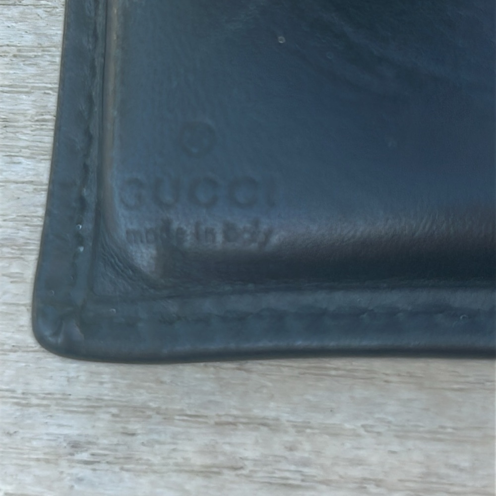 Gucci Bifold Black Studded Leather Unisex Wallet - Picture 2 of 7